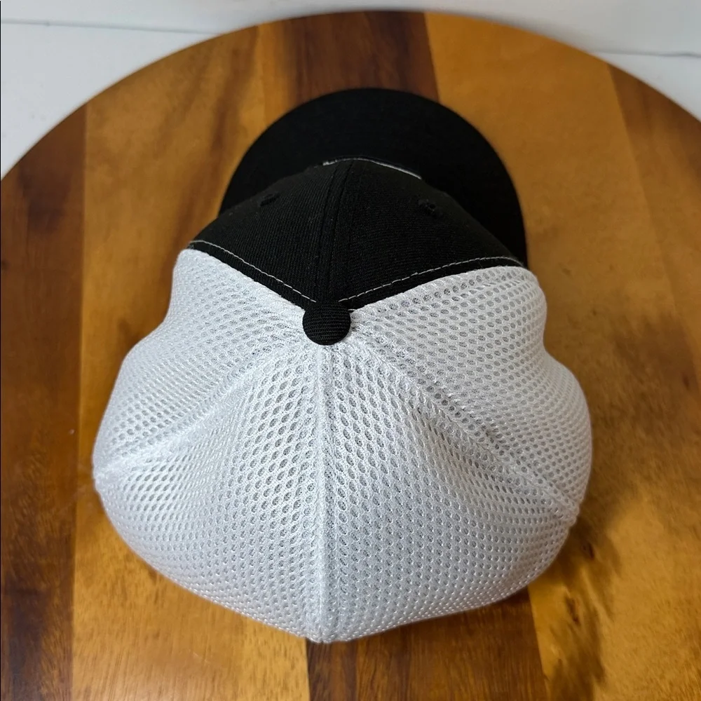 UNIVERSITY OF TAMPA HAT By New Era 39thirty, men’s L/XL - Picture 5 of 10